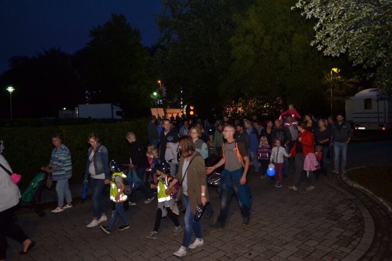 Bild vom Osterholzer-Erntefest: Umzug am Freitag