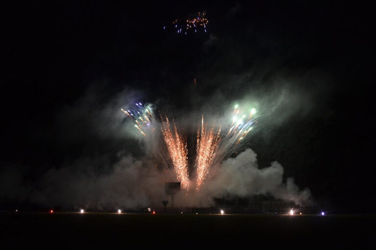 Bild vom Osterholzer-Erntefest: Feuerwerk am Freitag